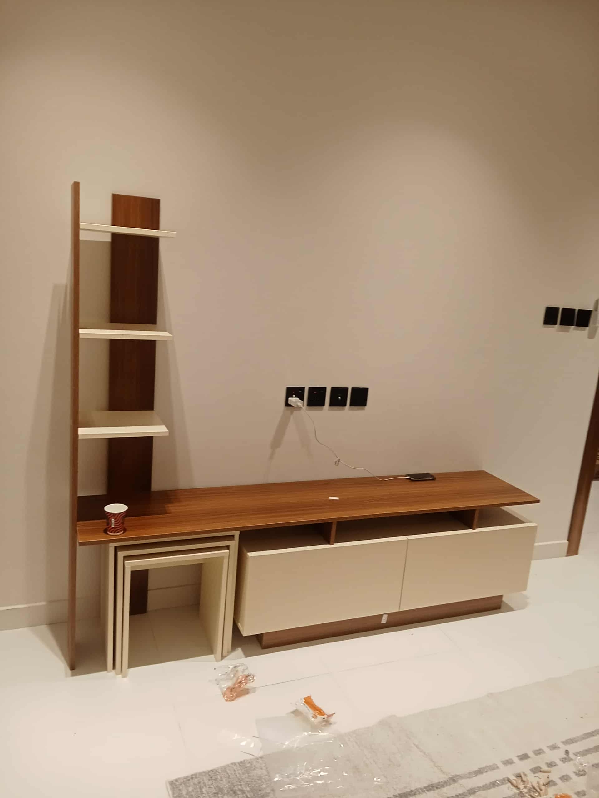 Read more about the article تركيب طاولات تلفزيون بالقطيف0543689866